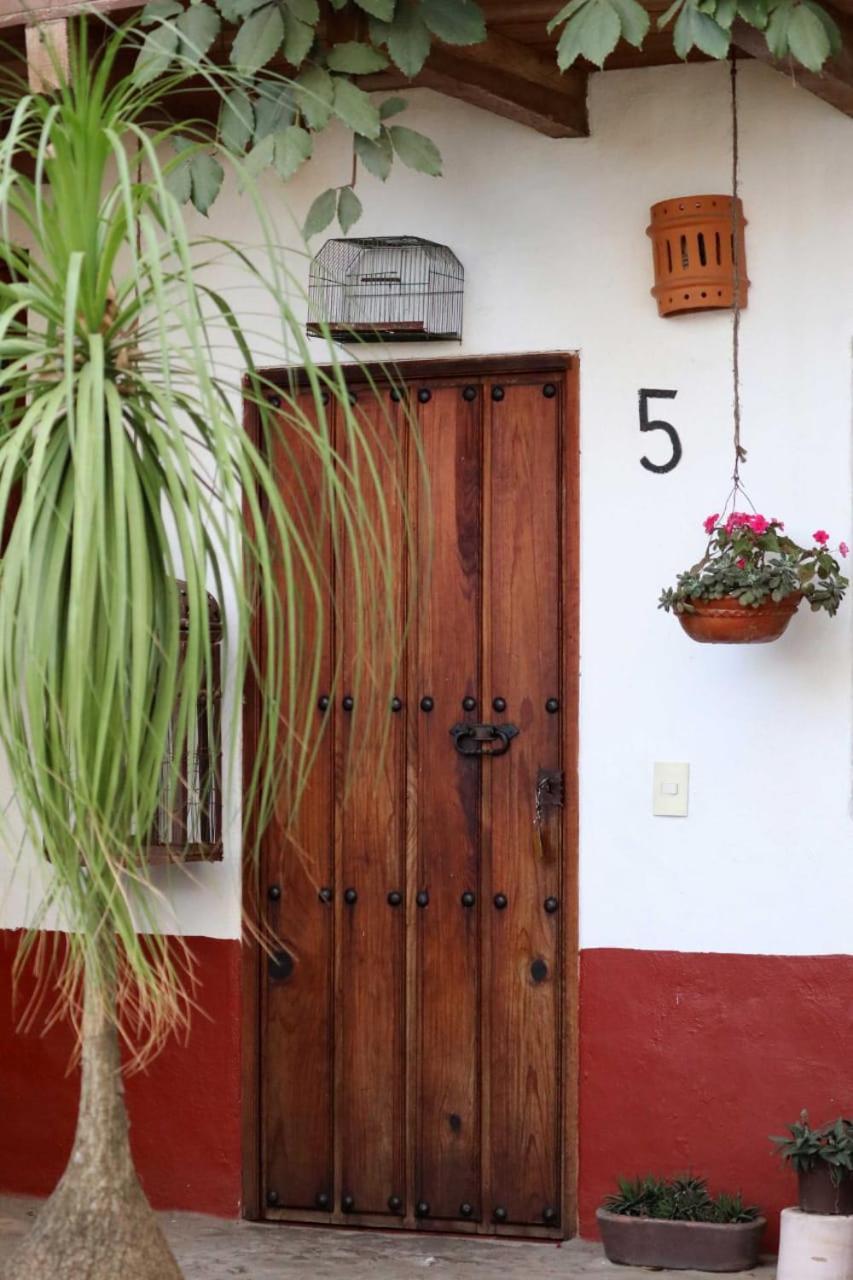 Hotel Bugamvillas Tapalpa Exterior photo