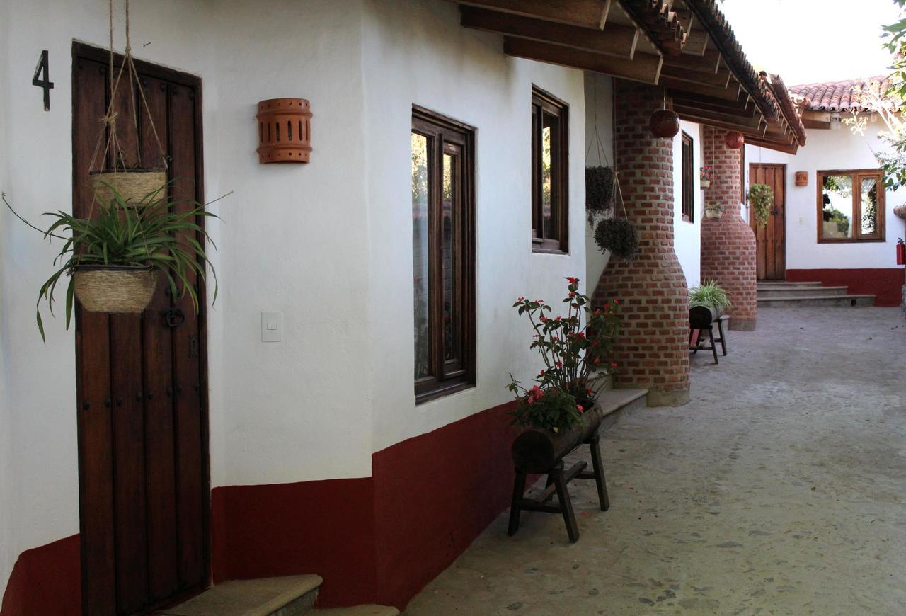 Hotel Bugamvillas Tapalpa Exterior photo